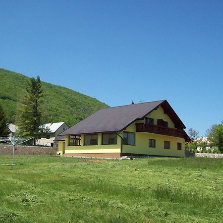 House Mara Hotel Korenica Exterior foto